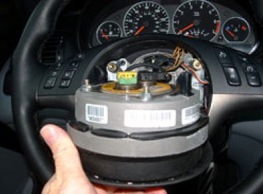 Disconnect airbag